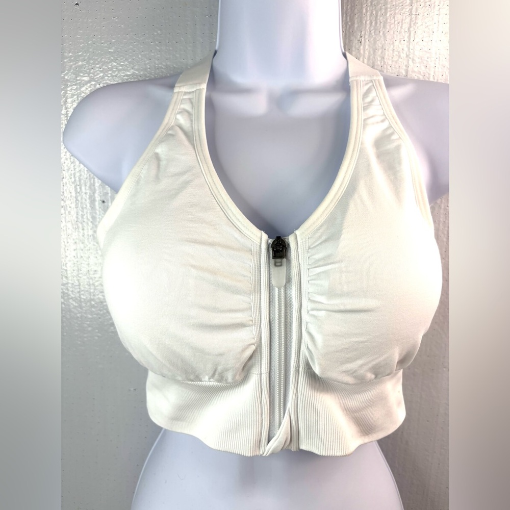 Beautiful L Athletic is White Nylon Spandex Bra - NWOT